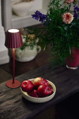 Liv Tischlampe – Weinrot