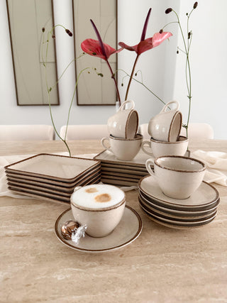 Pure Sand Kaffeetasse mit Unterteller Beige
