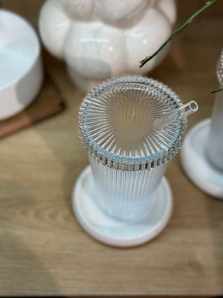 Relief Trinkglas mit Deckel und Strohhalm