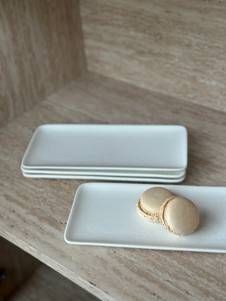 Dusk plate 22x10 cm matt white rectangular