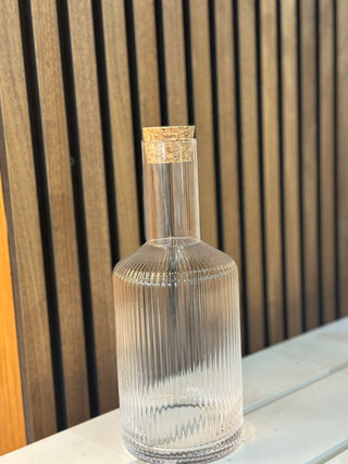 Relief Karaffe mit Korkdeckel 1,1L